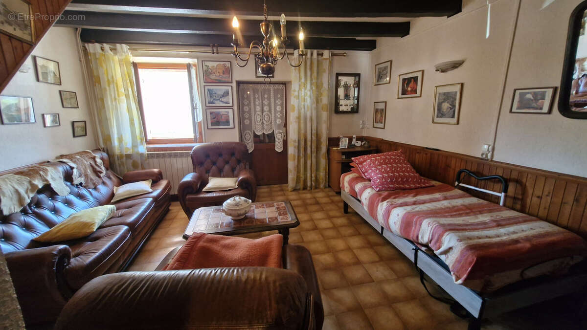 Maison à SAINT-BALDOPH