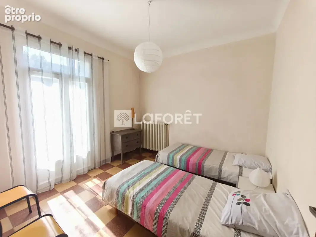 Maison à Reynes avec 2 logements, dépendances et grand terrain - photo 7