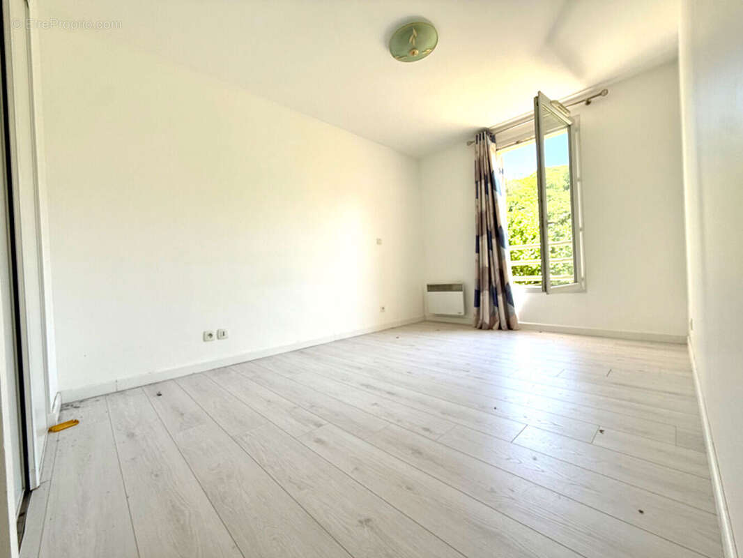 Appartement à MONTIGNY-LES-CORMEILLES