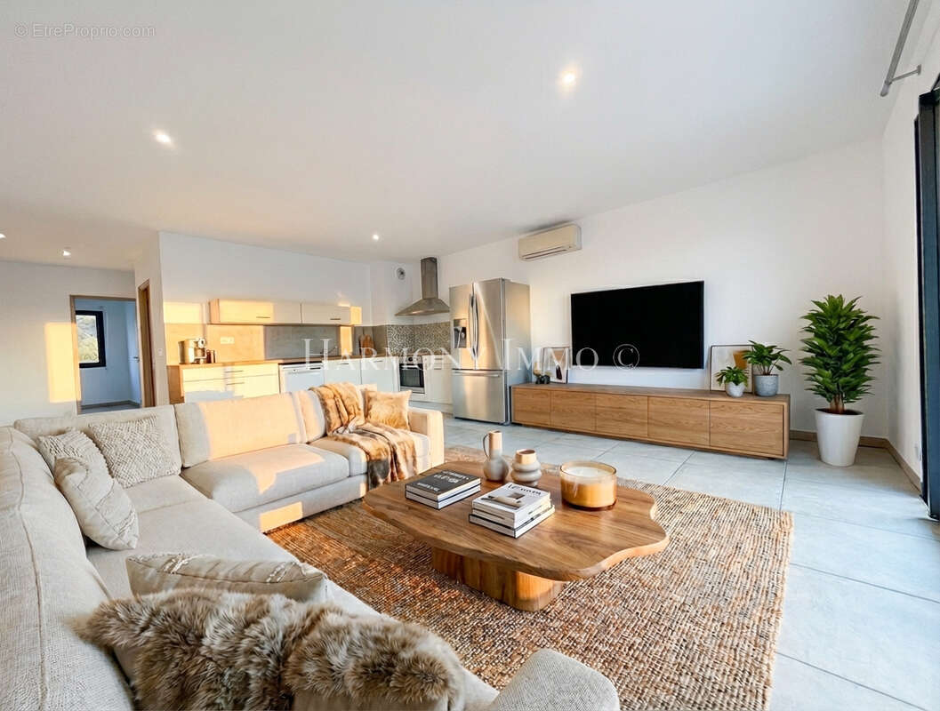 Appartement 3 pièces de 65m2 avec Terrasse   à 5 min d’Ajaccio centre - photo 2