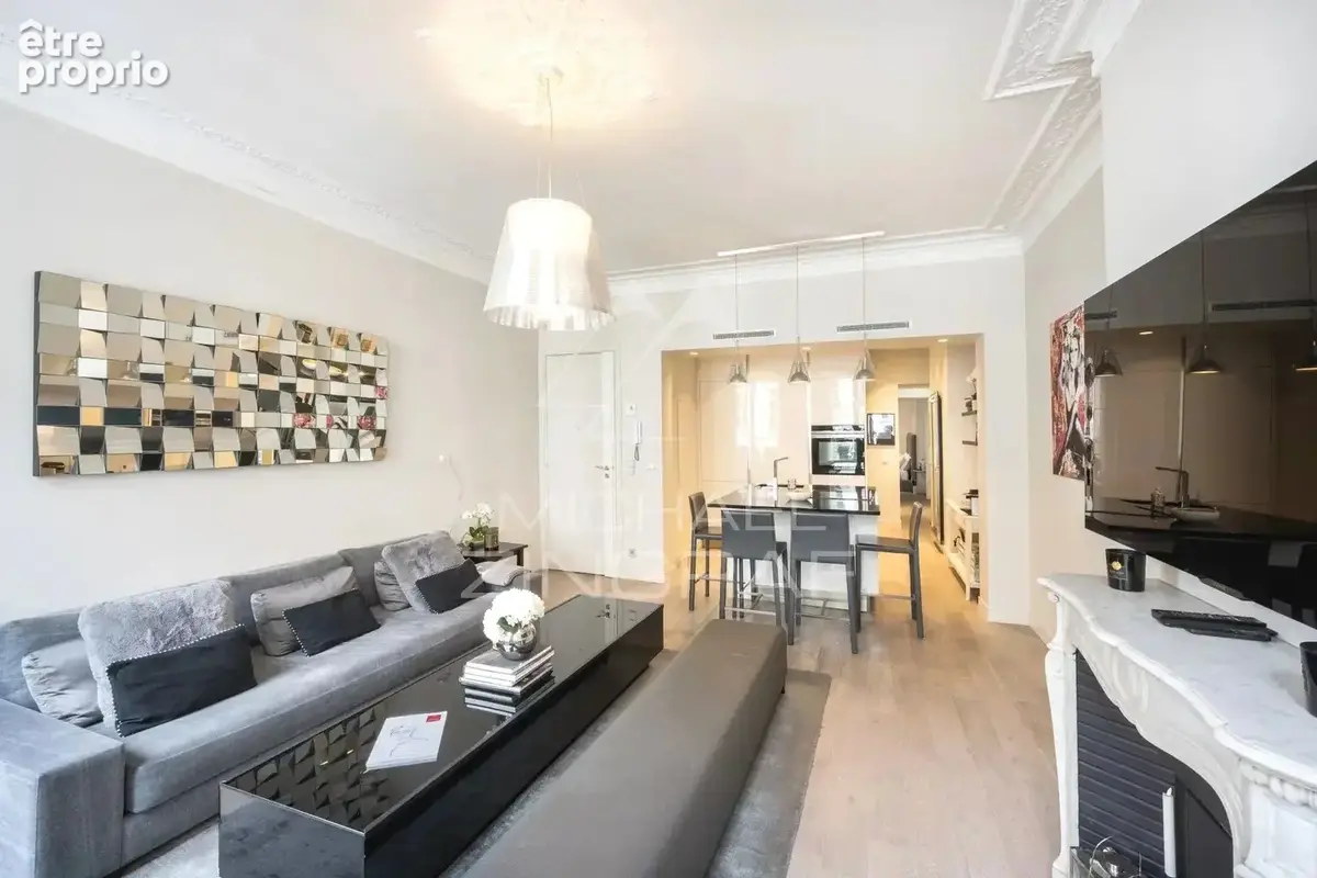 Exclusivité - Rue Saint Honoré - 2 pièces - Parfait état - Clim - photo 6