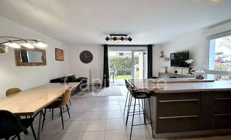 Appartement à SAINT-MARTIN-BELLEVUE