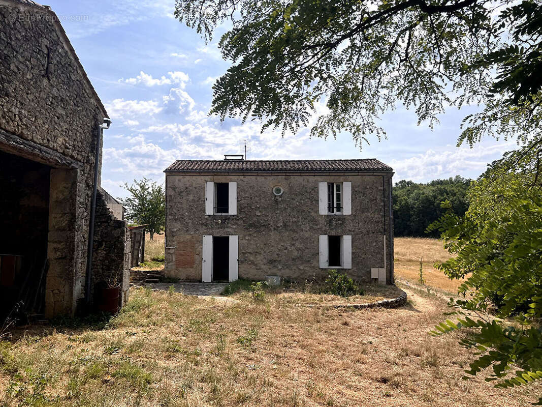 Propriété en pierre avec potentiel exceptionnel - photo 16