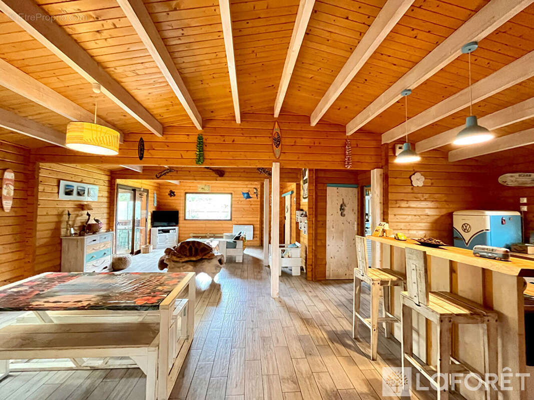 Maison à SAINT-MAGNE