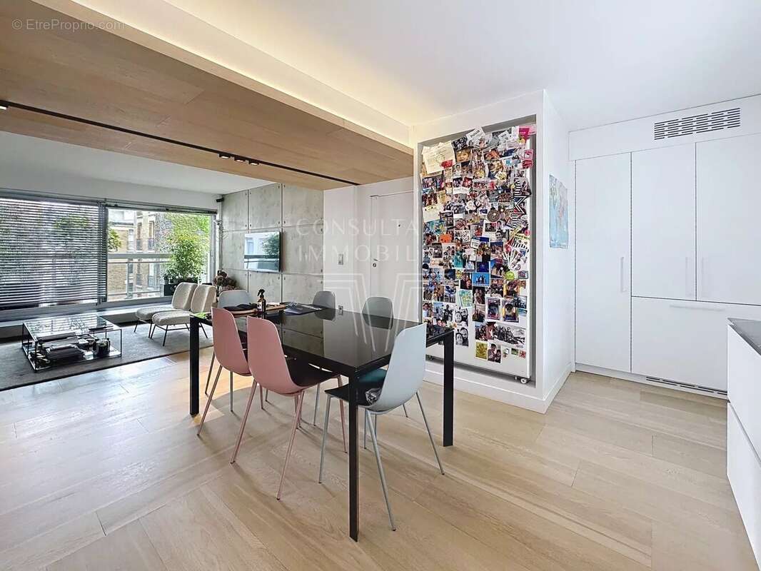 Appartement à PARIS-7E