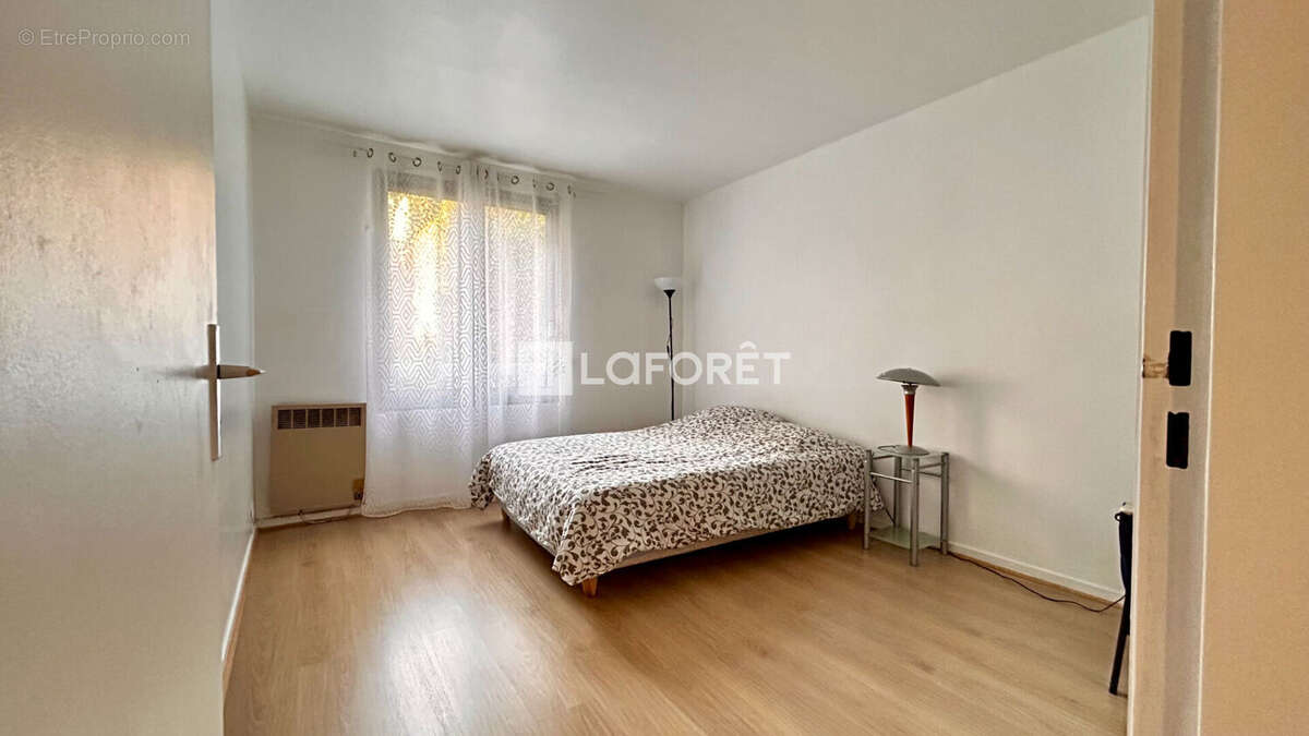 Appartement à PARIS-20E