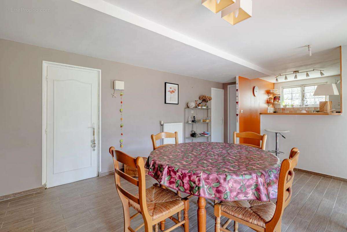 Appartement à FOSSES