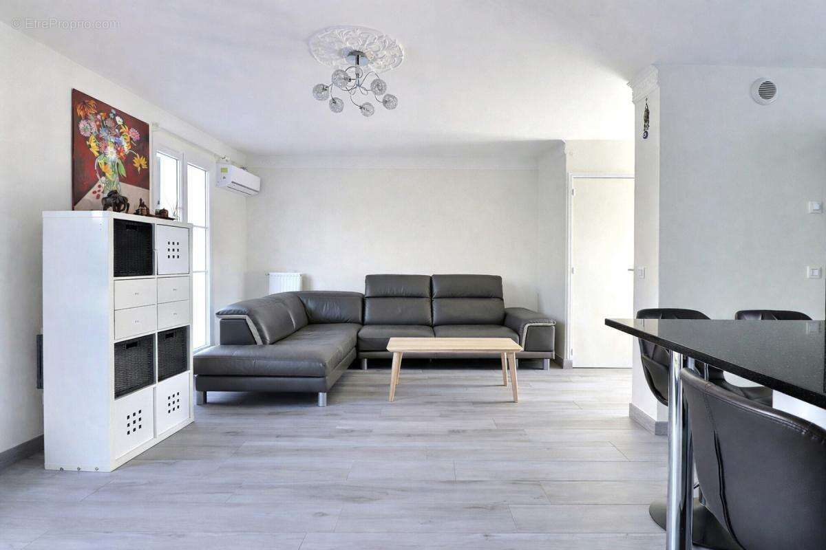 Maison à CARRIERES-SOUS-POISSY