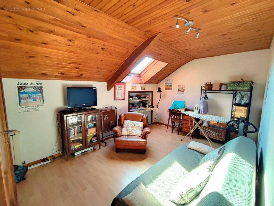 Maison à LIVINHAC-LE-HAUT