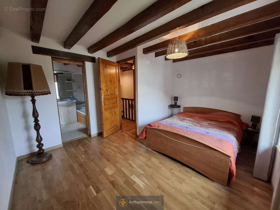 Maison à LE VEZIER
