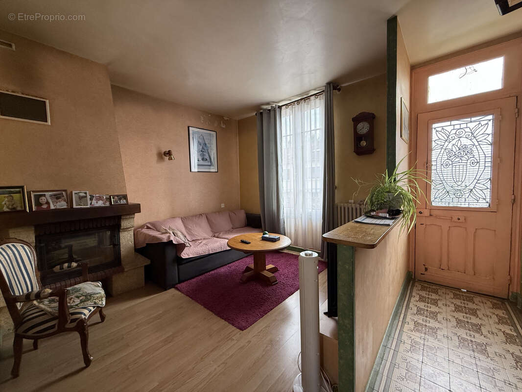 Maison à LE BLANC-MESNIL