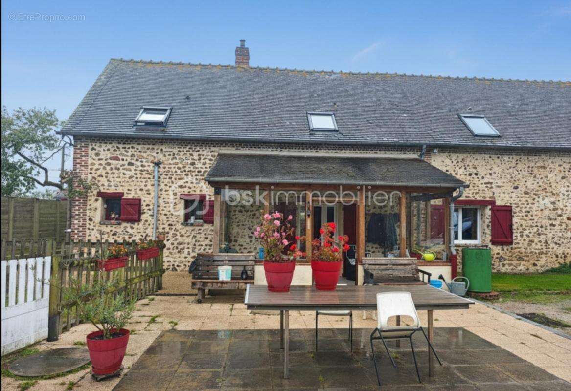 Maison à L&#039;AIGLE