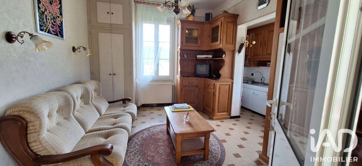 Maison 145 m² à Lalevade-D'ardeche  - photo 7