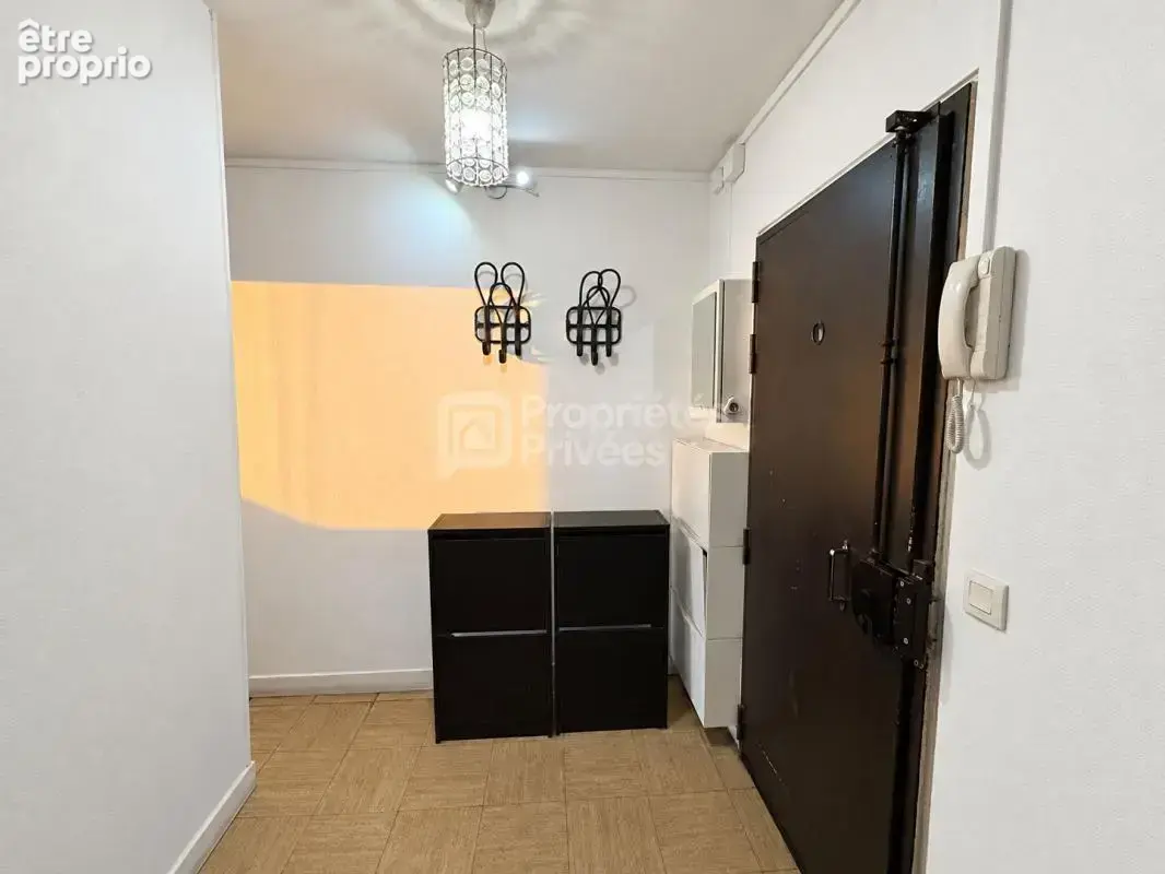 94190 VILLENEUVE SAINT GEORGES - T3 Appartement familial lumineux de 64 m² avec box - Vue dégagée - photo 8