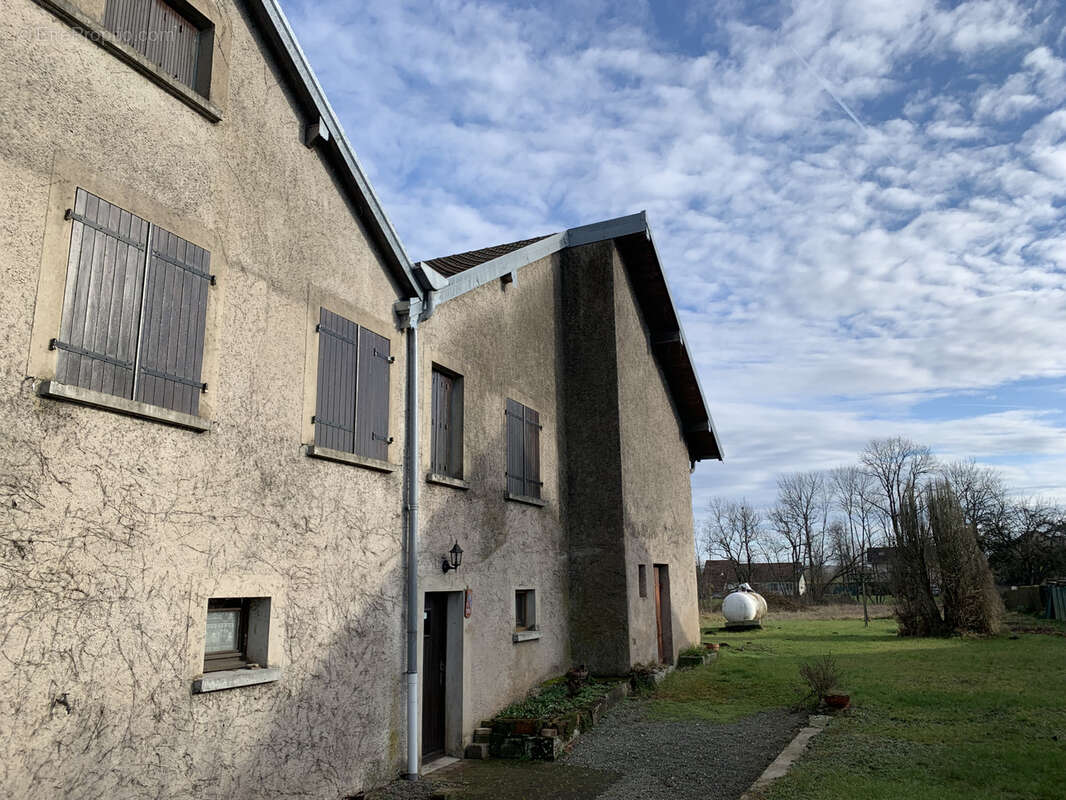 Maison à FROIDETERRE