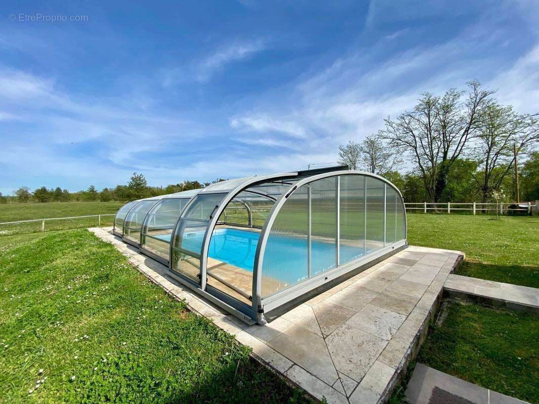 Maison à SAINTE-ALVERE