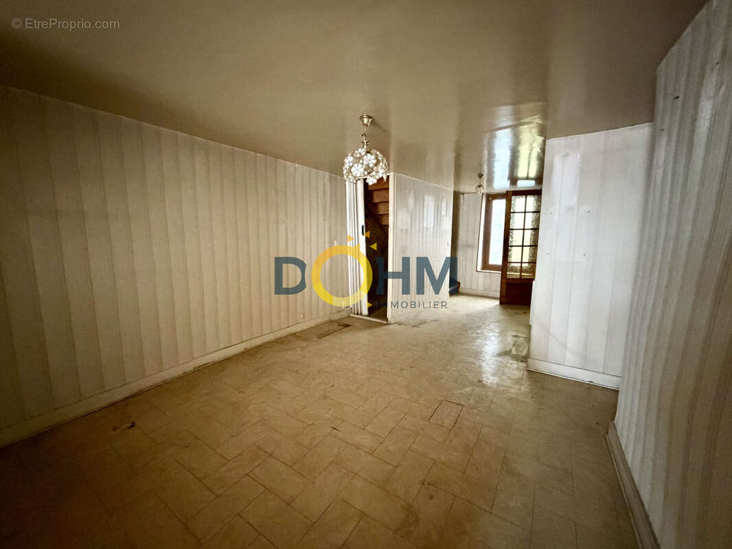 Maison à BRIVES-CHARENSAC