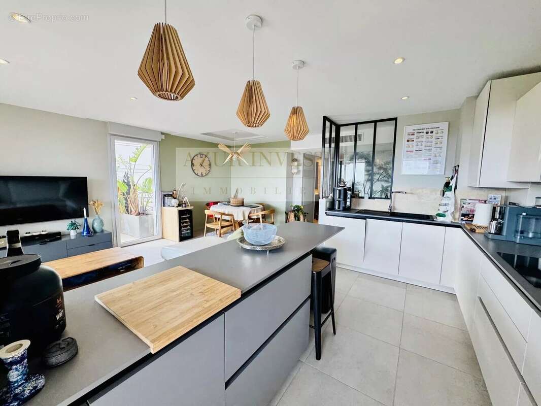 Appartement à ROQUEBRUNE-CAP-MARTIN