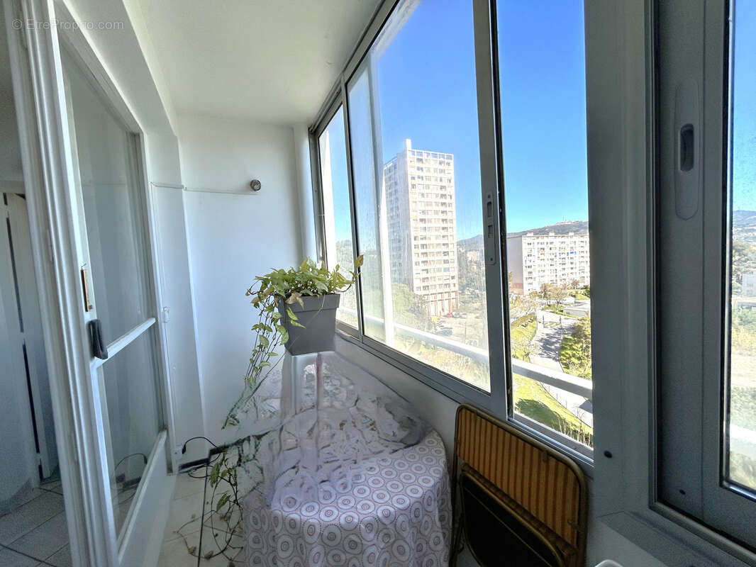 Appartement à MARSEILLE-13E