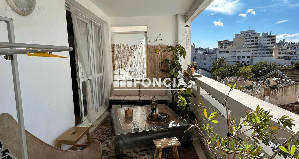 Appartement à MARSEILLE-6E
