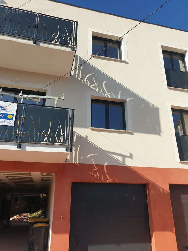 Appartement à PARAY-VIEILLE-POSTE