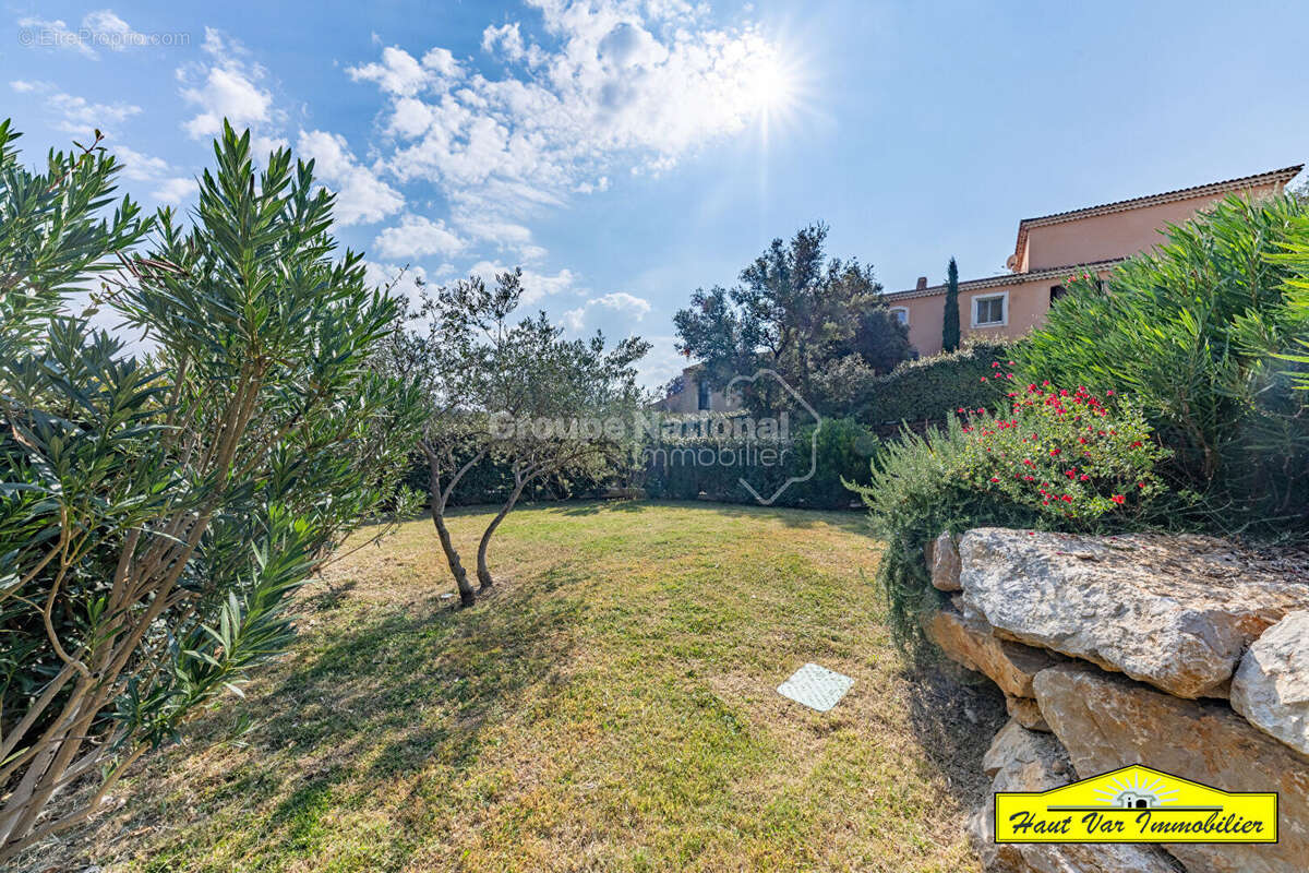 Maison à GREOUX-LES-BAINS