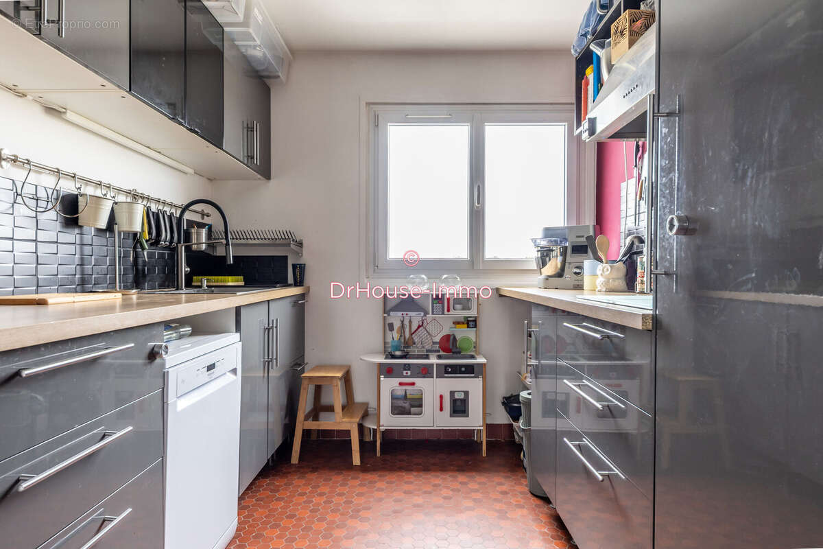 Appartement 78 m² à Maurepas  - photo 16