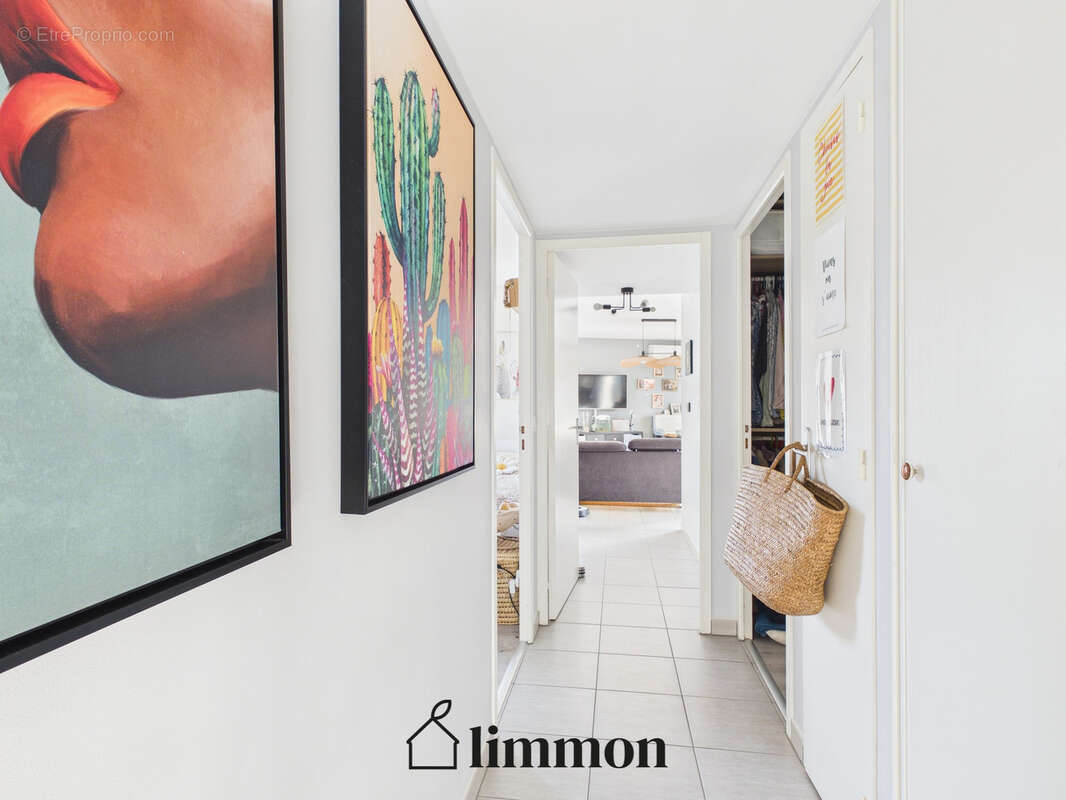 Appartement à RILLIEUX-LA-PAPE