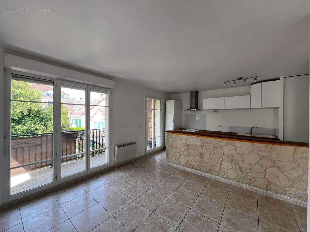 Appartement à MAGNY-LE-HONGRE