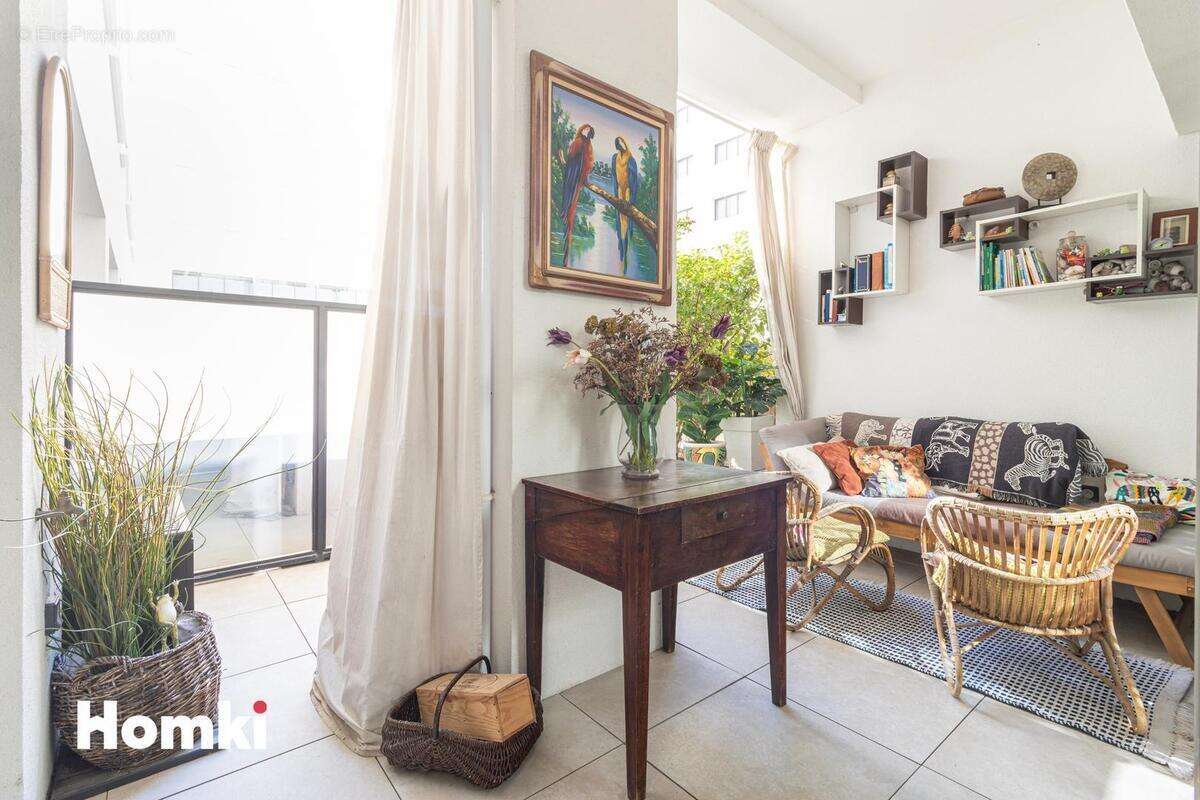 Appartement à MARSEILLE-2E