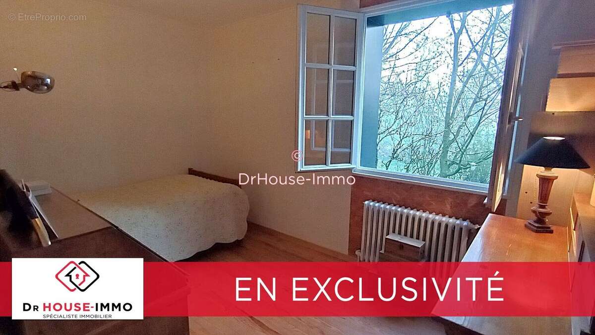 Maison 128 m² à Le Fresne-Camilly  - photo 7