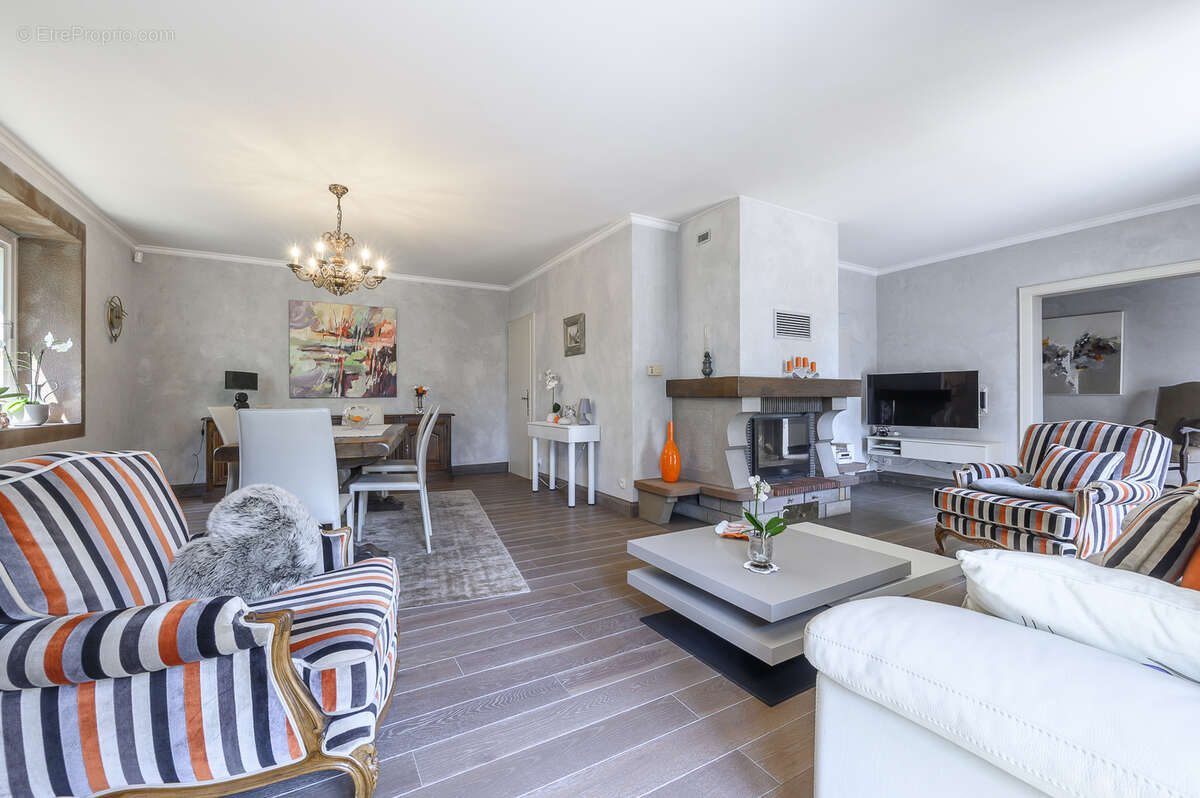 Propriété d'exception sur les hauteurs de Morschwiller (67350) 140 m2 habitables sur 41,77 ares de terrain - photo 7