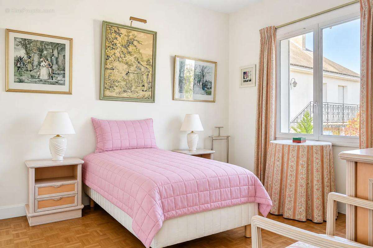 Maison 6 pièces 123 m² avec jardin à Bléré - photo 10