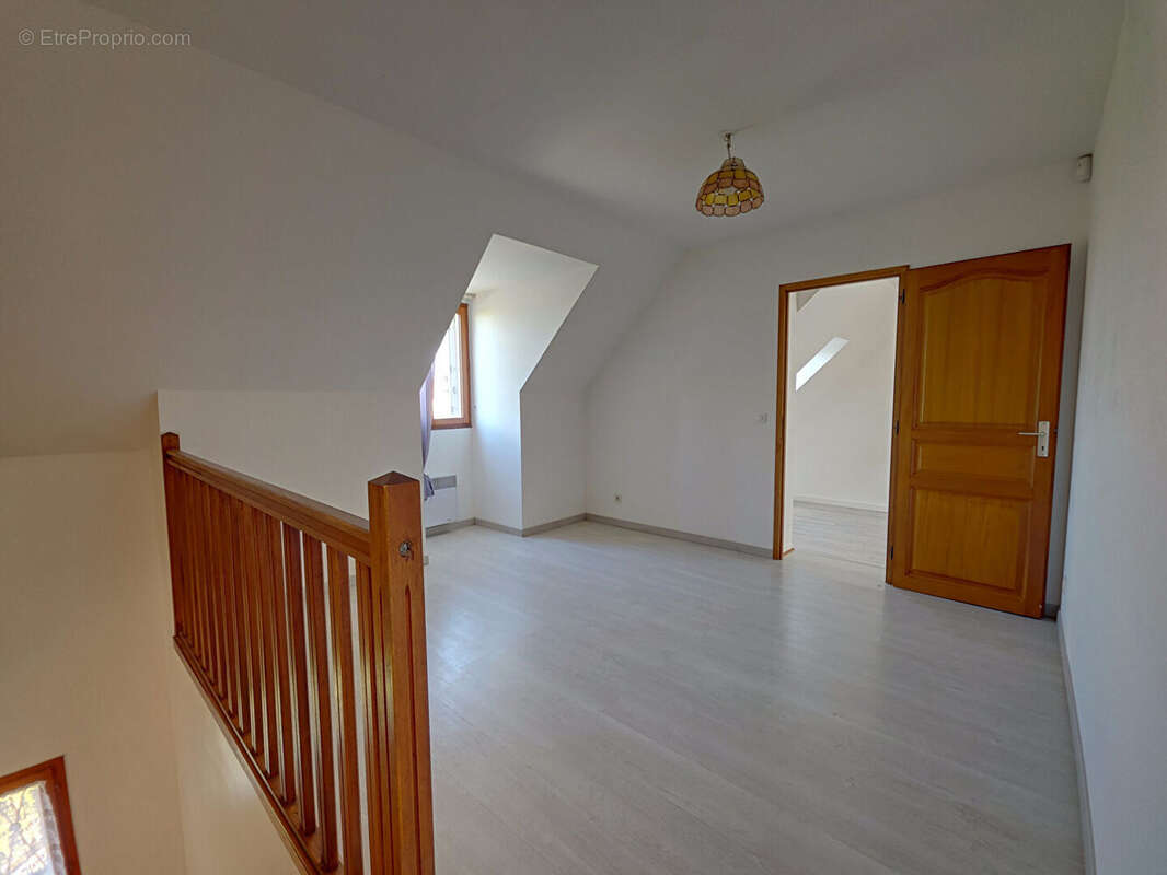 Maison familiale 10 mn gare  epernon 5 chambres - photo 10