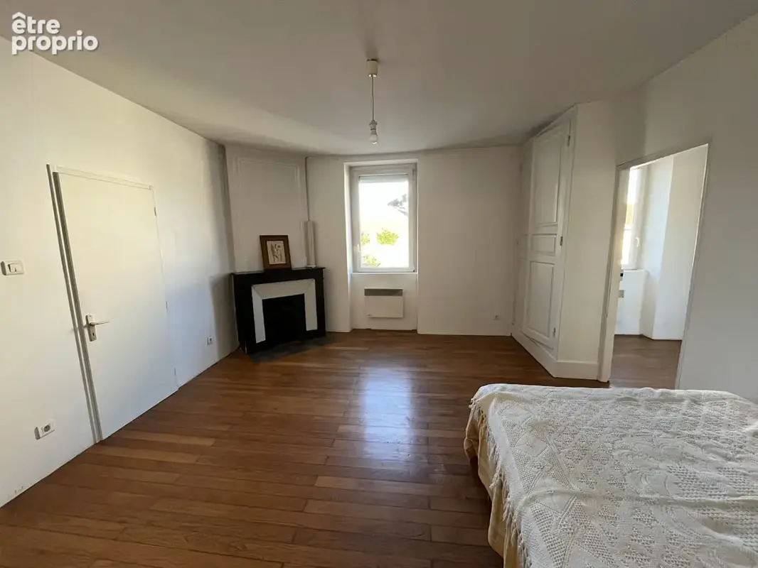 A vendre Hyper centre Bourg en Bresse Appartement  6 pièce(s) 220 m2, terrasse, Vérenda et cave - photo 3