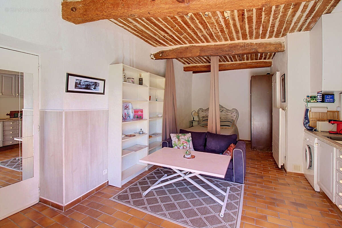 Appartement à CALLAS