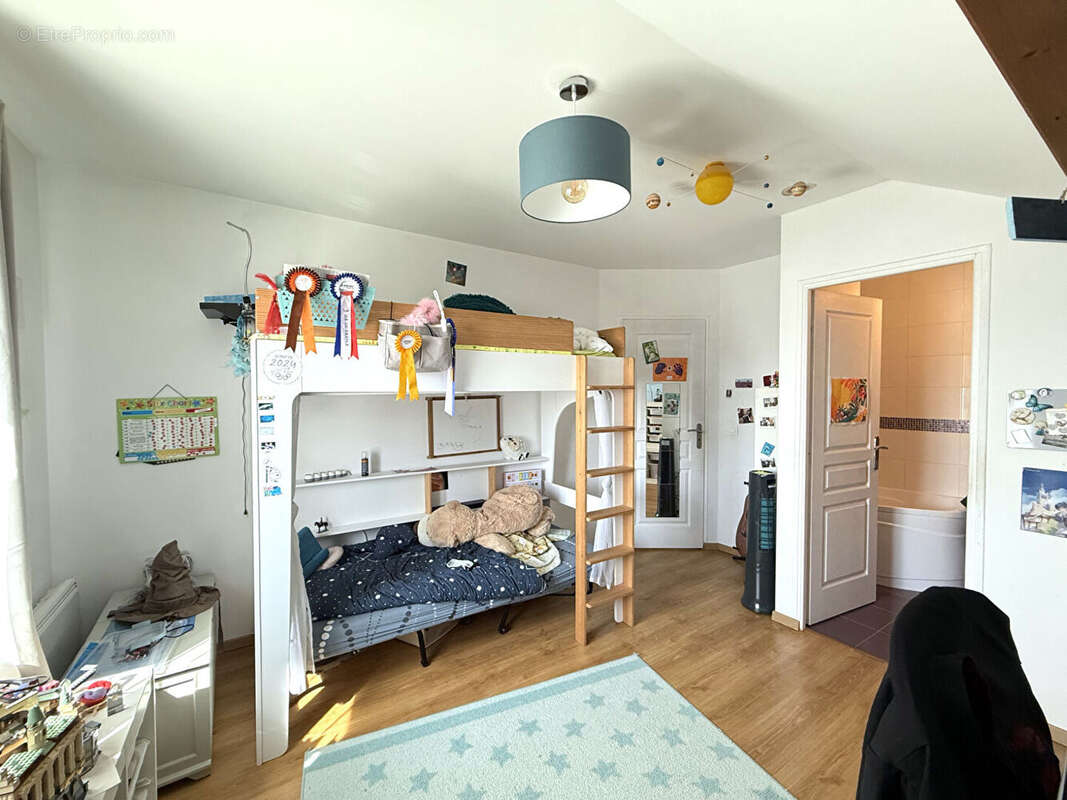 Maison à NEUILLY-SUR-MARNE