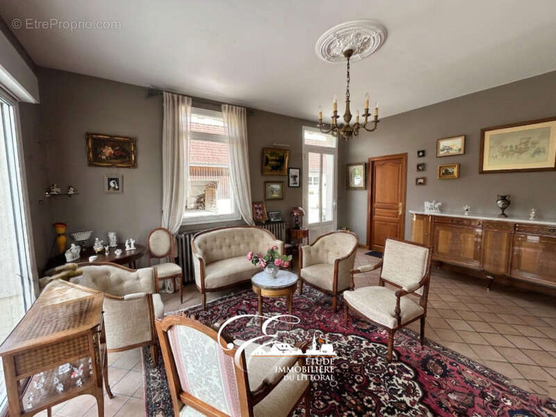 Maison à NORDAUSQUES