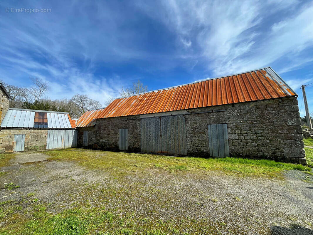 Maison à ERGUE-GABERIC