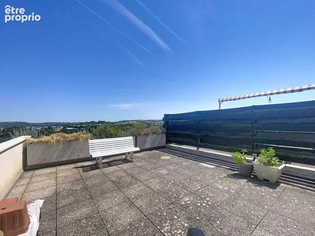 Appartement - 4 Chambres - Terrasse - Cave - Au calme - Proche toutes commodités - photo 3