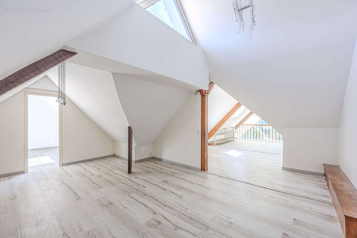 Maison à BRAY-SUR-SOMME