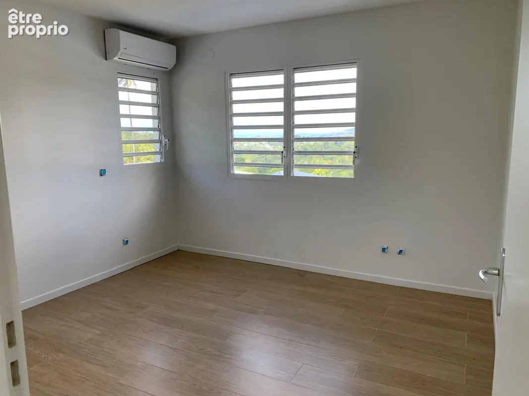 A Vendre Belle Villa T4 de Standing Neuve - Rivière Salée - photo 9