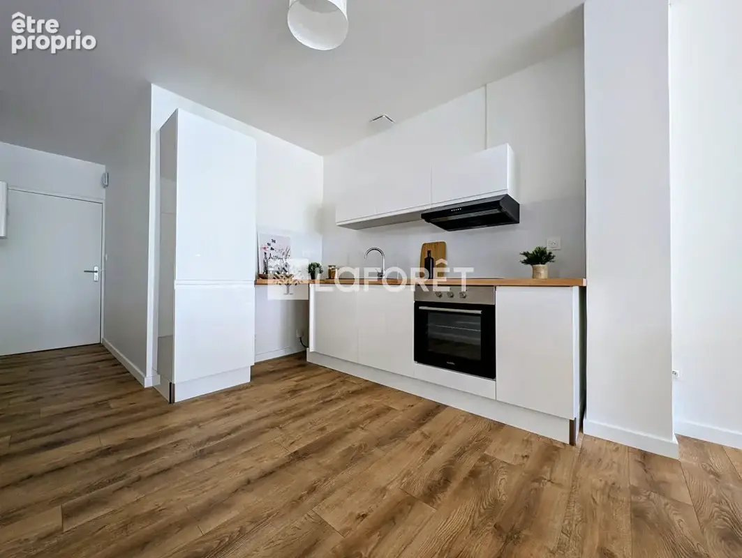 Appartement 3 chambres 116m² proche centre ville - photo 2