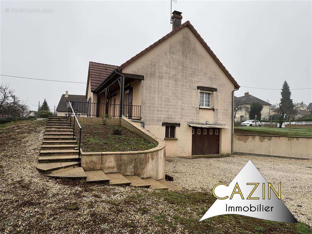 Maison à GACE