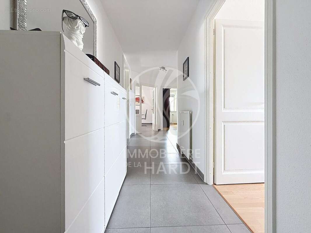 Appartement 90 m² à Saint-Louis  - photo 8