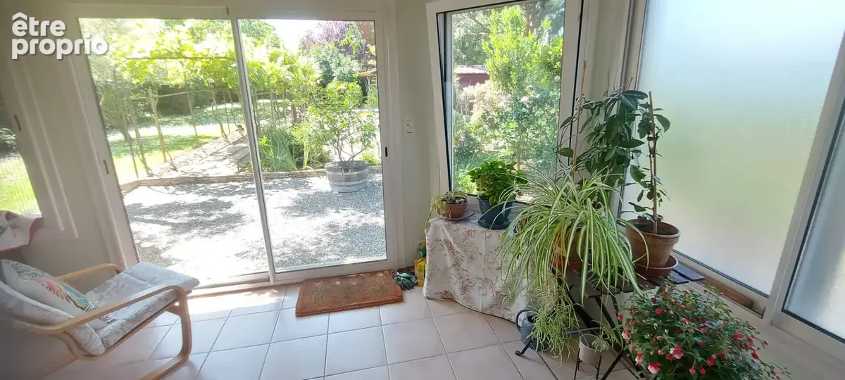 BLAGNAC SERVANTY Maison familiale de 8 pièces de 208m2 hab sur 914m² de terrain - photo 4
