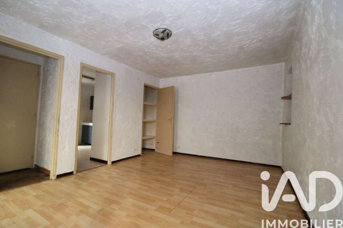 Photo 5 - Maison à LA ROQUE-ESCLAPON