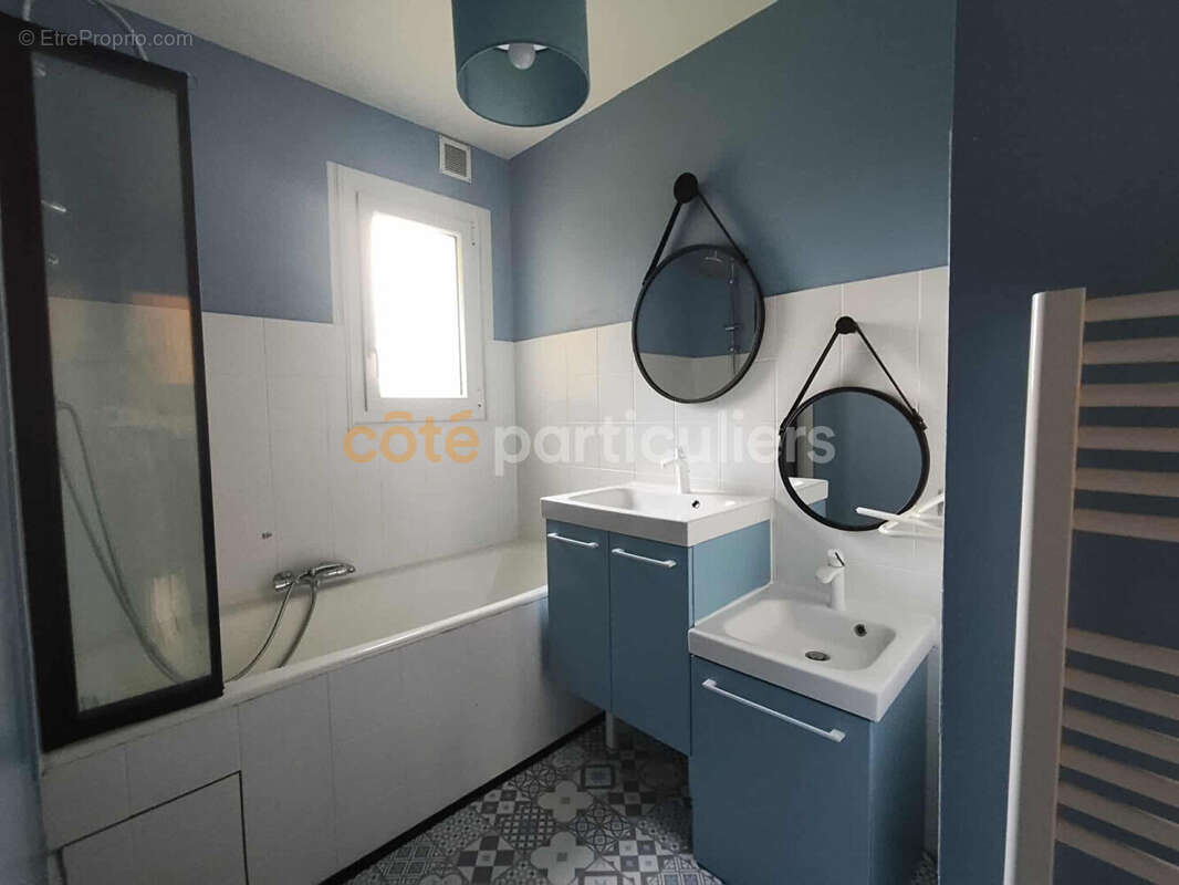 Maison à SAINT-PIERRE-SUR-DIVES