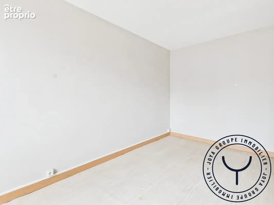 Appartement 479 m² à Romilly-Sur-Seine  - photo 8