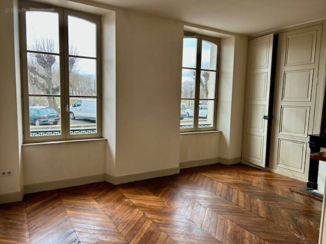 Appartement à JOIGNY